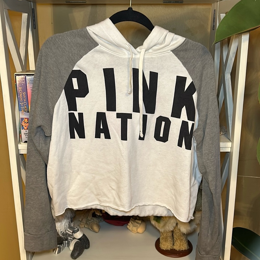 Victoria’s Secret Pink Cropped Hoodie sz M